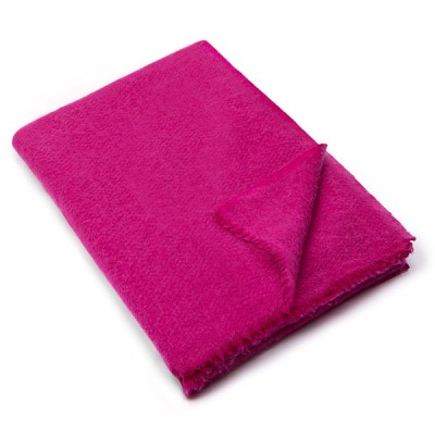  - Throws - Magenta Chevron Throw
70% Fine Wool & 30% Cashmere