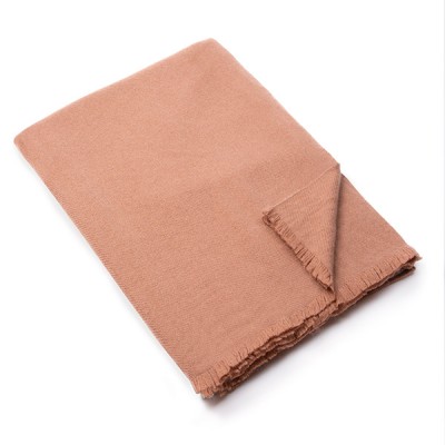  - Throws - Classic Caramel Throw
70% Fine Wool & 30% Cashmere